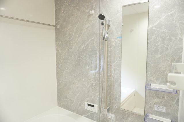 越谷市宮本町4丁目 新築分譲住宅の浴室