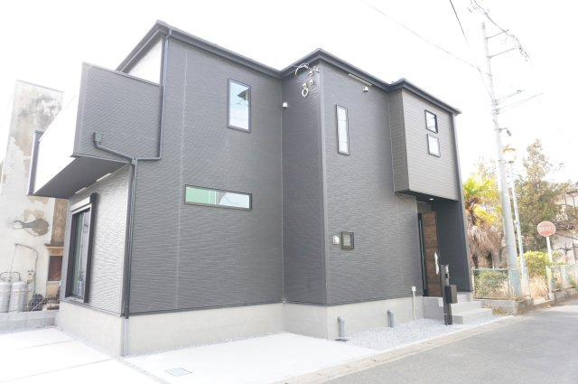 越谷市宮本町4丁目 新築分譲住宅の外観