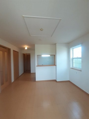 【居間・リビング】 | エルシャトー吉備Ⅴ | おしゃれなリビングです