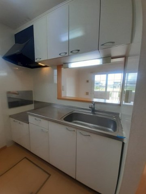 【キッチン】 | エルシャトー吉備Ⅴ | きれいなキッチンです