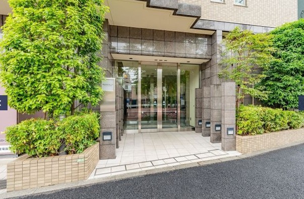 【エントランス】