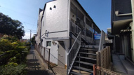 三鷹市新川３丁目のアパートの画像