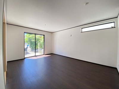 【居間・リビング】 | 那覇市具志（全7棟）A号棟 | A号棟　LDK16帖♪