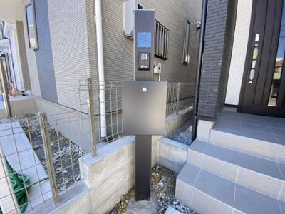 【設備】 | 那覇市具志（全7棟）A号棟 | A号棟　鍵付きポスト♪