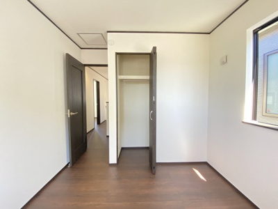 【収納】 | 那覇市具志（全7棟）A号棟 | A号棟　洋室5.25帖＋CL付き♪