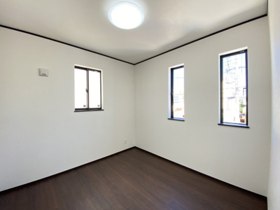 【洋室】 | 那覇市具志（全7棟）A号棟 | A号棟　洋室4.5帖＋収納付き♪