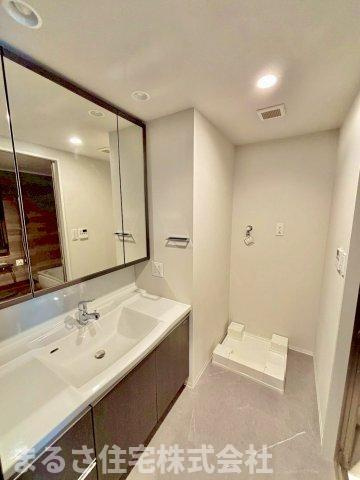 ブランシエラ神宮の杜の独立洗面台