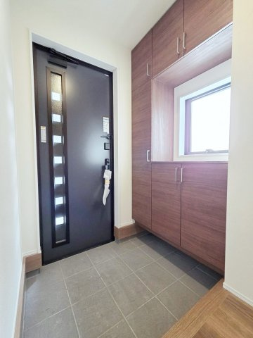 【玄関】 | 知多市日長台