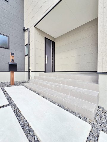 【玄関】 | 知多市日長台