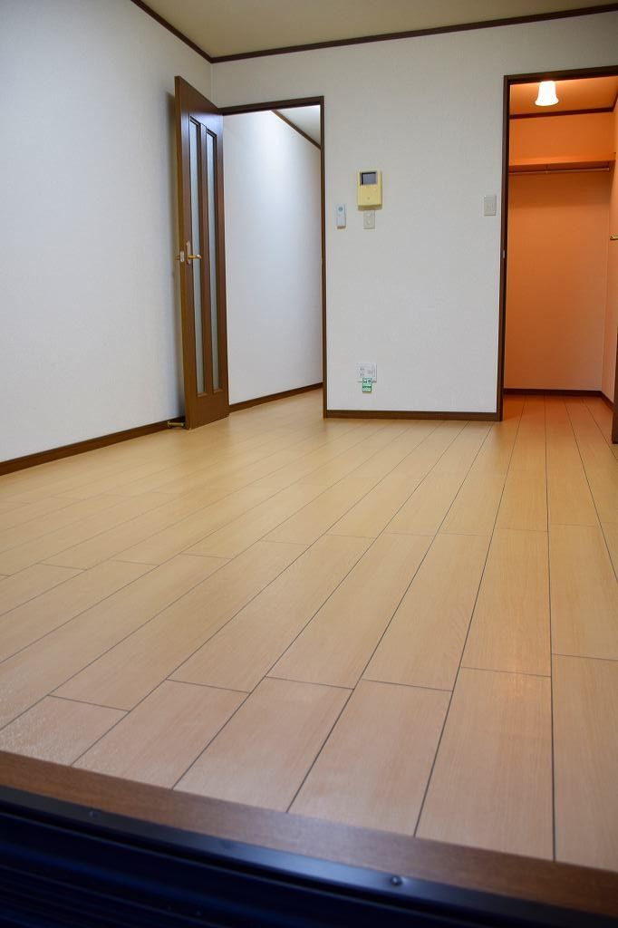 コーポ鏡の洋室