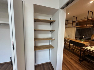 【収納】 | 1階　6帖洋室の可動棚