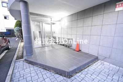 【エントランス】 | ブリージーウェイ