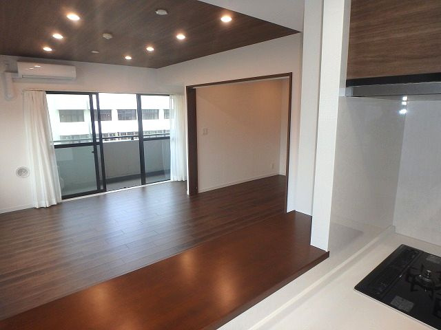 【居間・リビング】 | リッツタワー