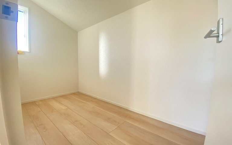 洋光台1丁目　新築戸建の洋室