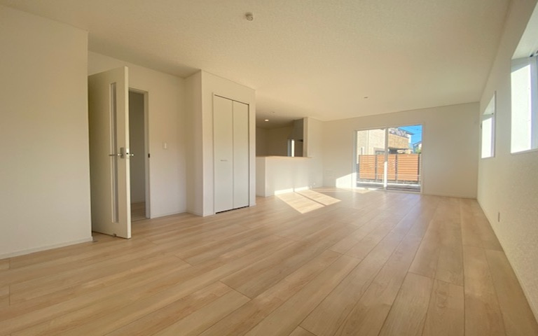洋光台1丁目　新築戸建の居間・リビング