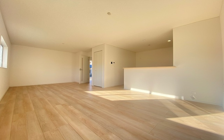 洋光台1丁目　新築戸建の居間・リビング