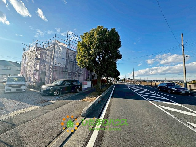 第3久喜南栗橋　新築一戸建て　リーブルガーデンの前面道路含む現地写真|2025/11/7　撮影