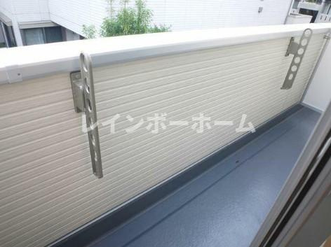 アパートメント新小岩B棟のバルコニー