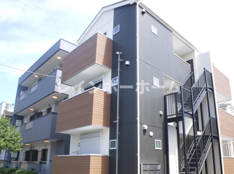 アパートメント新小岩B棟の外観