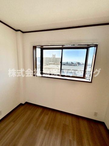 清滝一戸建のその他|窓