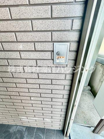清滝一戸建のその他|シャッター付き車庫