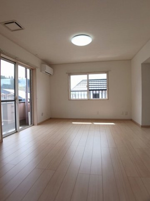 【居間・リビング】 | Ｐａｖｉｌｉｏｎおおゆ | ゆったり過ごせるリビングです