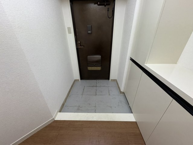 三旺マンション第6金山｜名古屋市の賃貸ならMy賃貸の玄関|三旺マンション第6金山