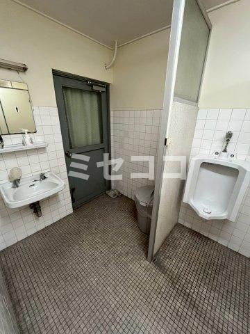 犬飼ビルのトイレ