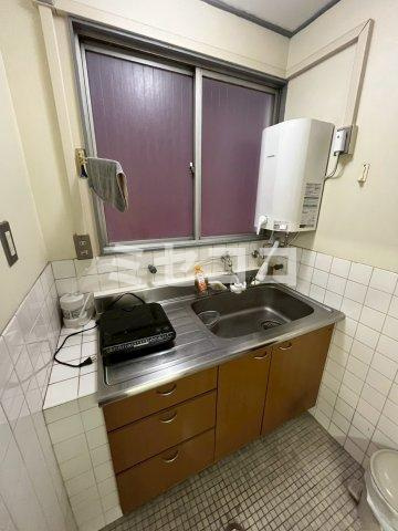 犬飼ビルのキッチン