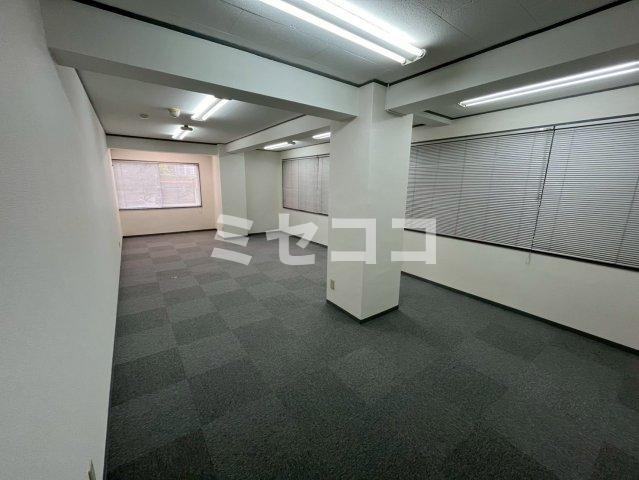 犬飼ビルの内装