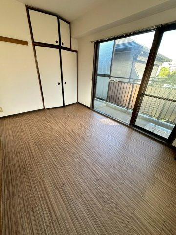 グランディア夙川Ⅰの洋室