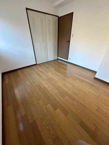 グランディア夙川Ⅰの洋室