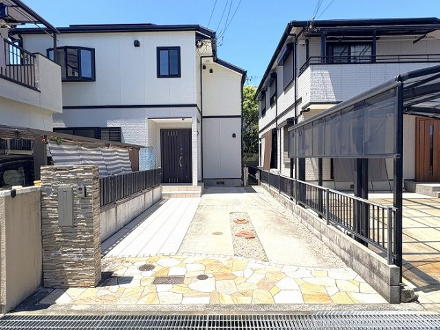 神戸市垂水区千鳥が丘　中古戸建の駐車場