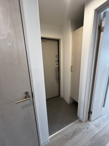 Cocon Grandjour　西宮中須佐町の玄関