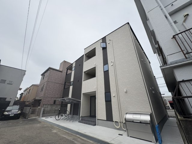 Cocon Grandjour　西宮中須佐町の外観