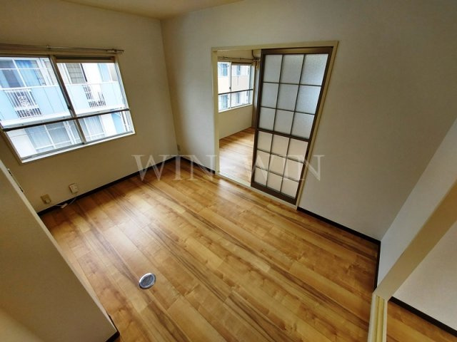 フレグランス三ツ相 B棟の居間・リビング