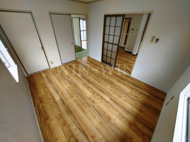 フレグランス三ツ相 B棟の内装