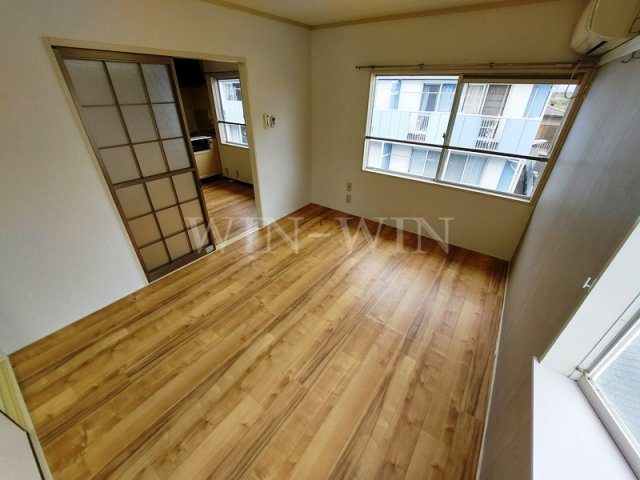 フレグランス三ツ相 B棟の居間・リビング