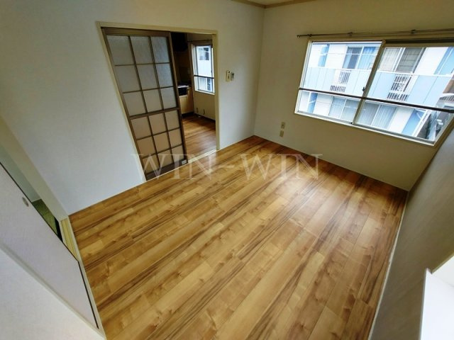 フレグランス三ツ相 B棟の内装