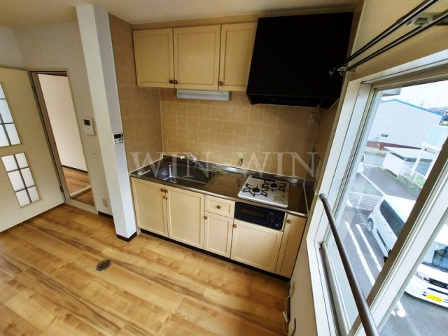 フレグランス三ツ相 B棟のキッチン