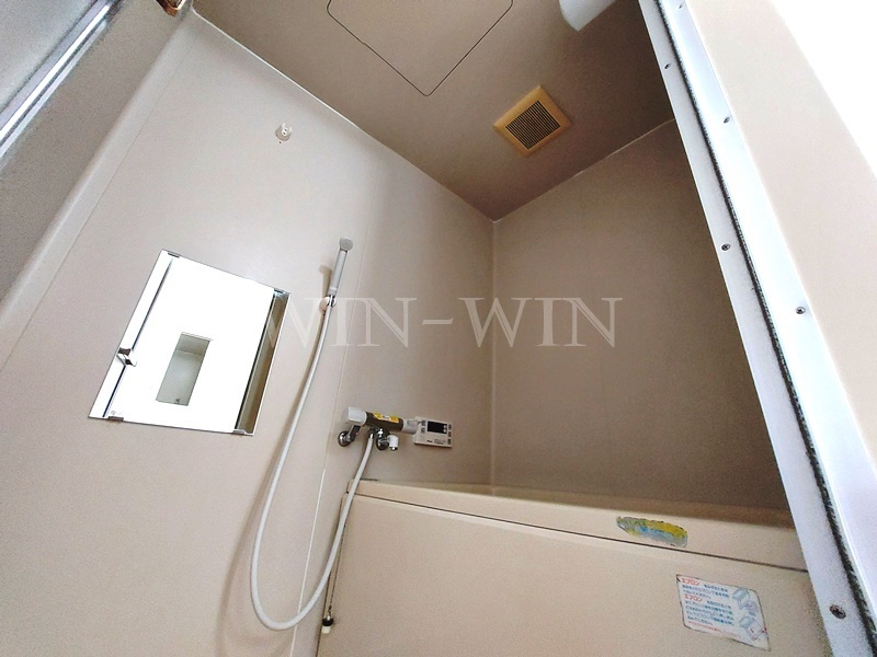 フレグランス三ツ相 B棟の浴室