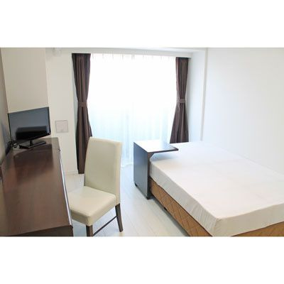 グランドコンシェルジュ新御徒町アジールコートの居間・リビング