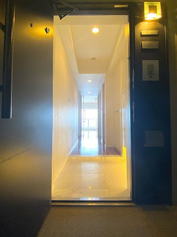 アデニウム熱海オーシャンスイートの玄関