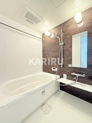 メゾンドボヌール弁天町の浴室