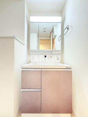 メゾンドボヌール弁天町の洗面所