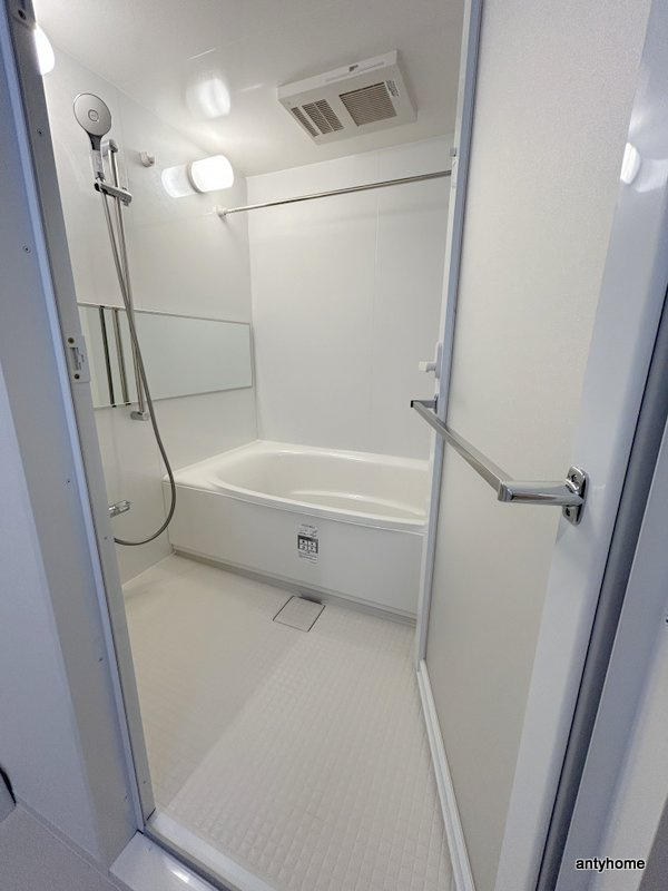 スプランディッド大阪NAMBA LINE 仲介手数料無料の浴室