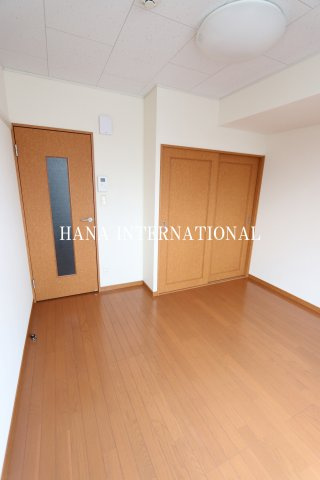 レオパレスＳｍｉｌｅ　Ｌｉｆｅの居間・リビング