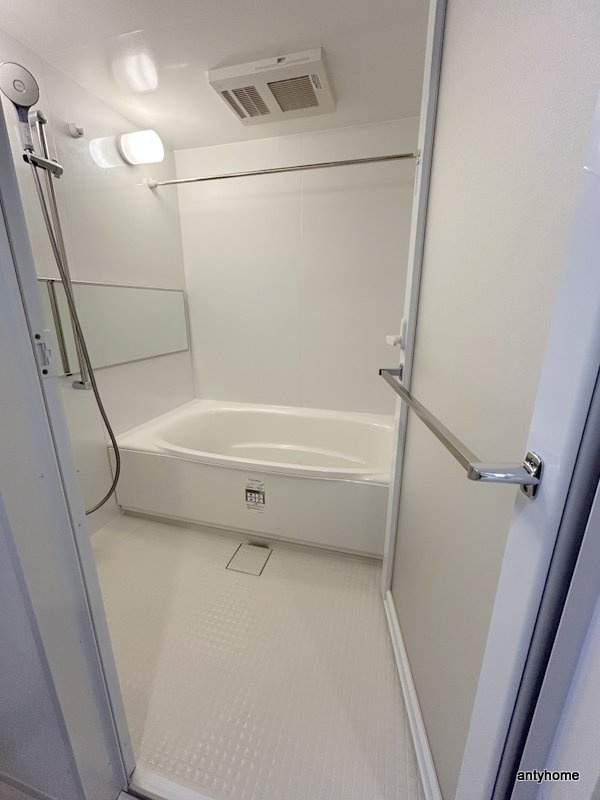 スプランディッド大阪NAMBA LINE 仲介手数料無料の浴室