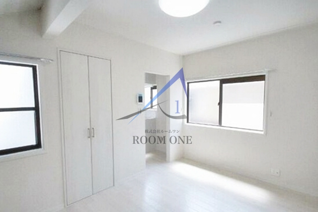 ｗｉｔｈ　ｐｌｕｎｔｓ　北町の居間・リビング|洋室のお部屋です。