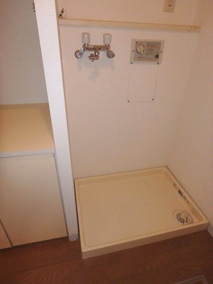 【設備】 | 川越ニューシティいせはら リバーサイド壱番街２号棟 | 洗濯機置場